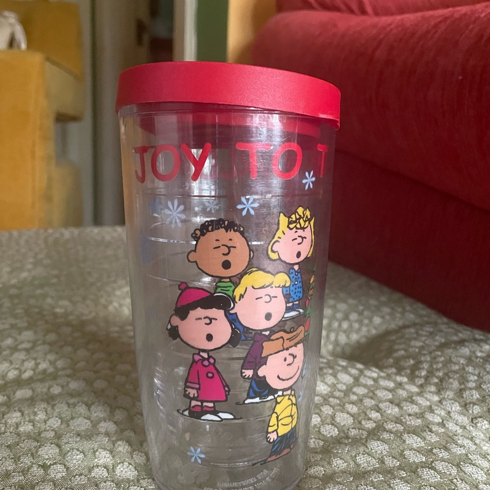 Peanuts Tervis Holiday Tumbler - Picture 6 of 9